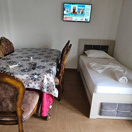 Ylli Mance Apartments คซามิล ห้อง รูปภาพ